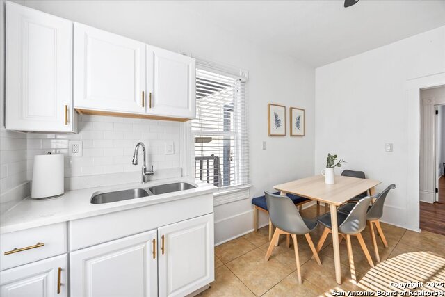 Image 31 of 46 For 302 Lamar  