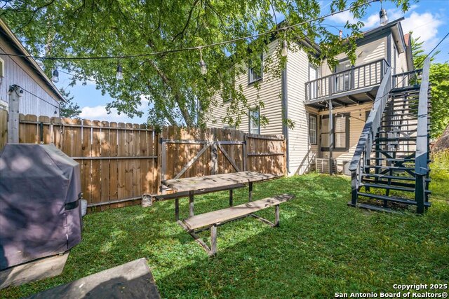 Image 43 of 46 For 302 Lamar  