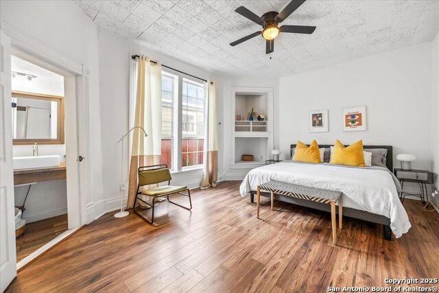 Image 5 of 46 For 302 Lamar  