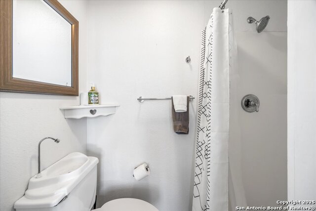 Image 9 of 46 For 302 Lamar  