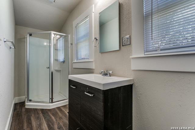 Image 11 of 13 For 130 Craig E