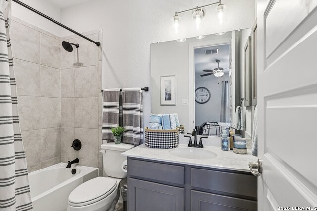 Listing photo id 22 for 156 Moon  