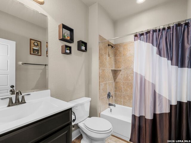 Image 27 of 49 For 11715 Violet Cove