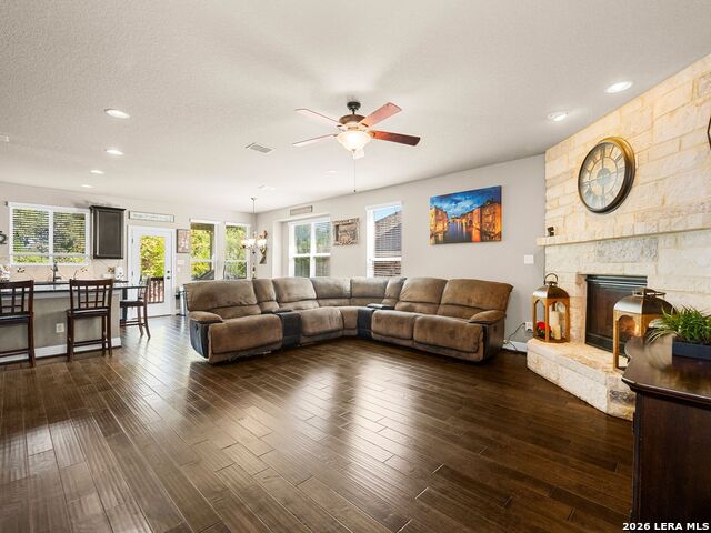 Image 8 of 49 For 11715 Violet Cove