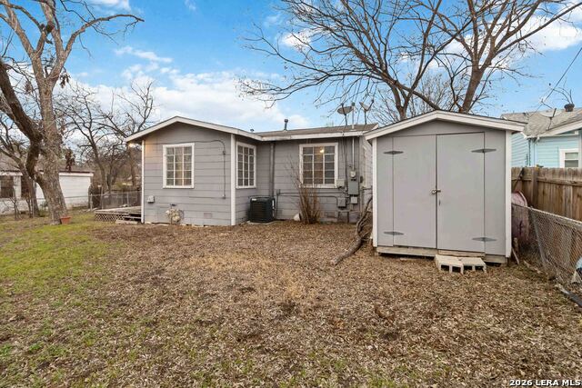 Image 21 of 22 For 126 Arnold  