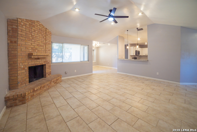 Listing photo id 10 for 9519 Brook Green