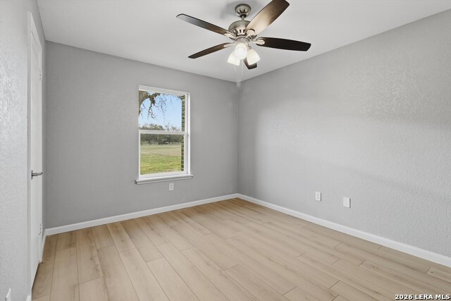 Image 15 of 37 For 1070 Lonesome Trail