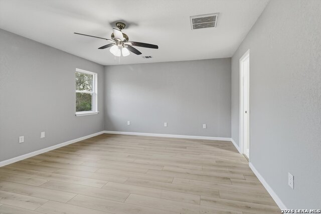 Image 18 of 37 For 1070 Lonesome Trail