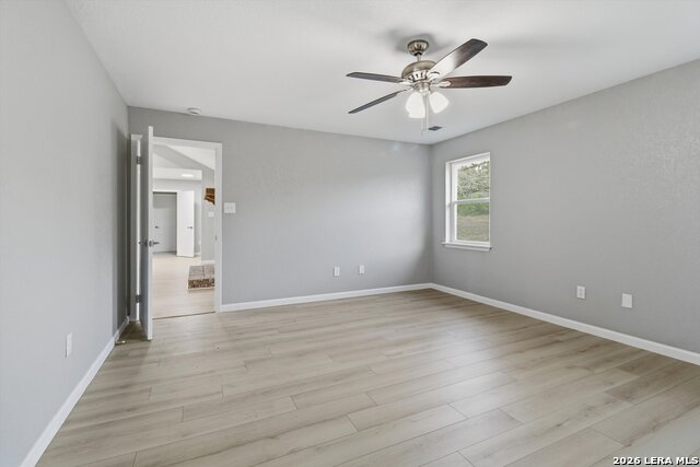 Image 21 of 37 For 1070 Lonesome Trail