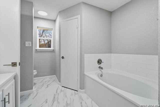 Image 24 of 37 For 1070 Lonesome Trail