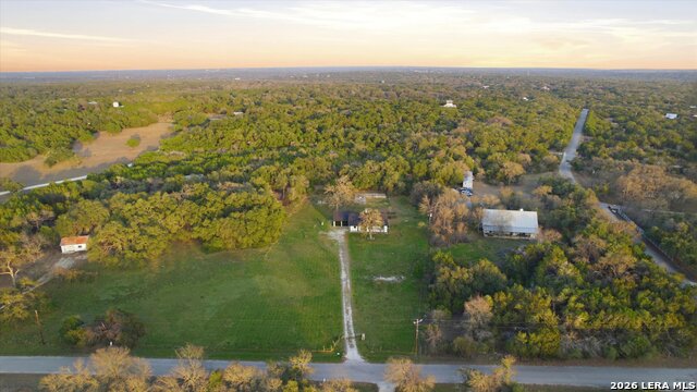 Image 28 of 37 For 1070 Lonesome Trail