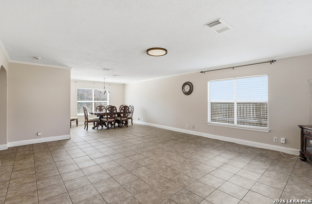 Image 10 of 20 For 9918 Kelton Dr