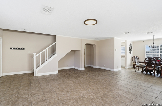 Image 11 of 20 For 9918 Kelton Dr