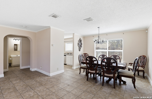 Image 12 of 20 For 9918 Kelton Dr