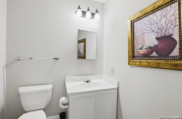 Image 13 of 20 For 9918 Kelton Dr