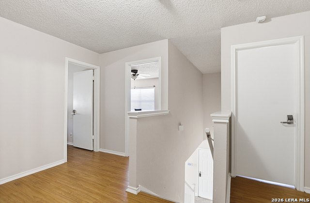 Image 18 of 20 For 9918 Kelton Dr