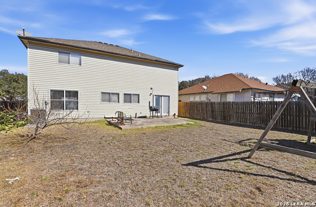 Image 4 of 20 For 9918 Kelton Dr