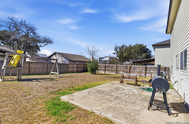 Image 6 of 20 For 9918 Kelton Dr