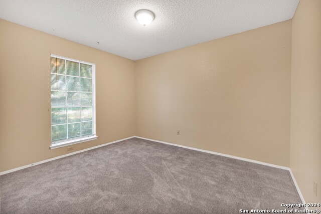 Image 7 of 14 For 6427 Ridge Place