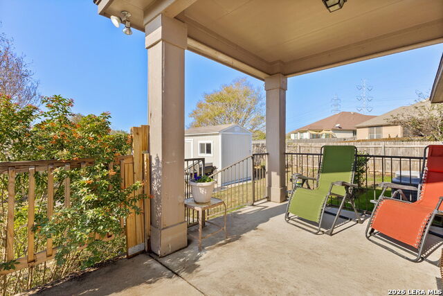 Image 25 of 26 For 10919 Almond Crest