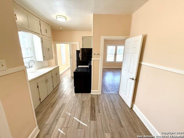 Image 11 of 18 For 411 Canton  