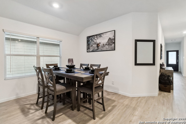 Image 11 of 25 For 14702 Somerset Mill