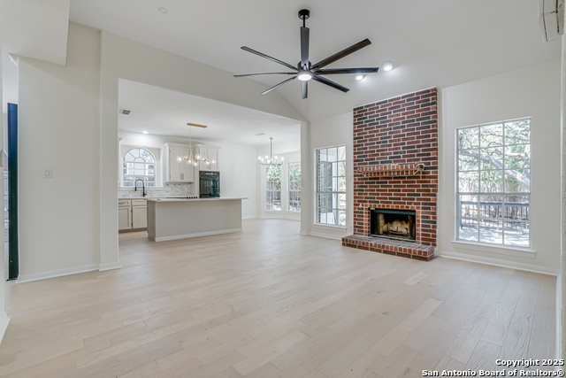 Image 15 of 39 For 1419 Blackbird