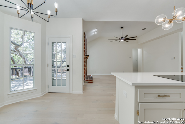 Image 19 of 39 For 1419 Blackbird