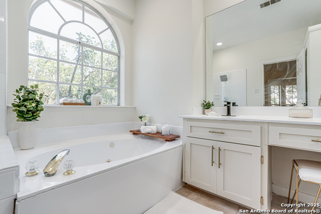 Image 25 of 39 For 1419 Blackbird