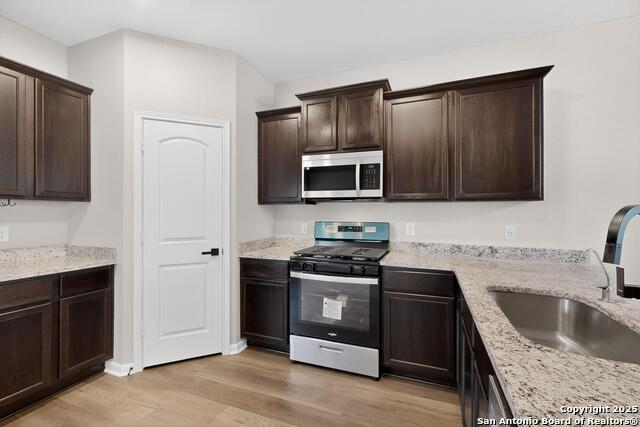 Image 10 of 33 For 15022 Harbor Landing