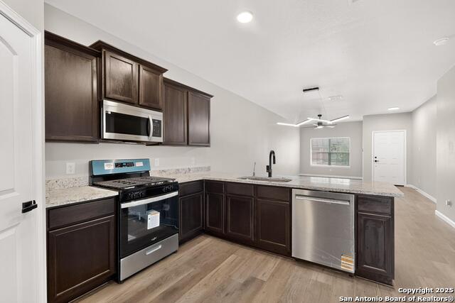 Image 11 of 33 For 15022 Harbor Landing