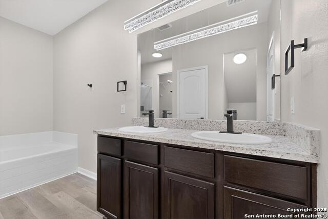 Image 17 of 33 For 15022 Harbor Landing