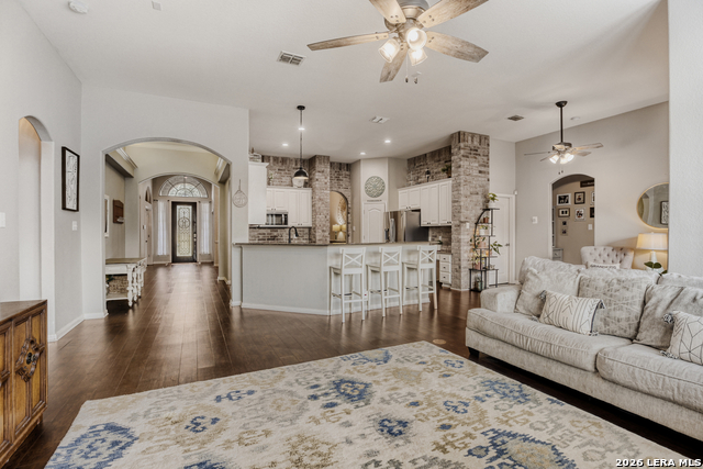 Image 6 of 24 For 8330 Magdalena Run