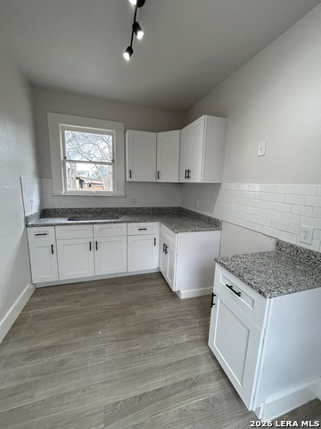 Image 13 of 14 For 329 Hot Wells  R