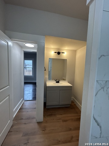 Image 16 of 28 For 329 Hot Wells  Front Unit