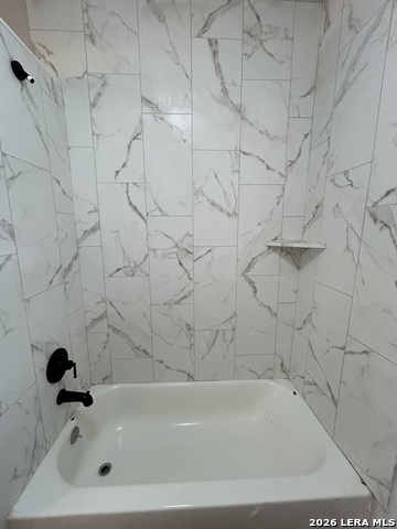 Image 16 of 17 For 329 Hot Wells