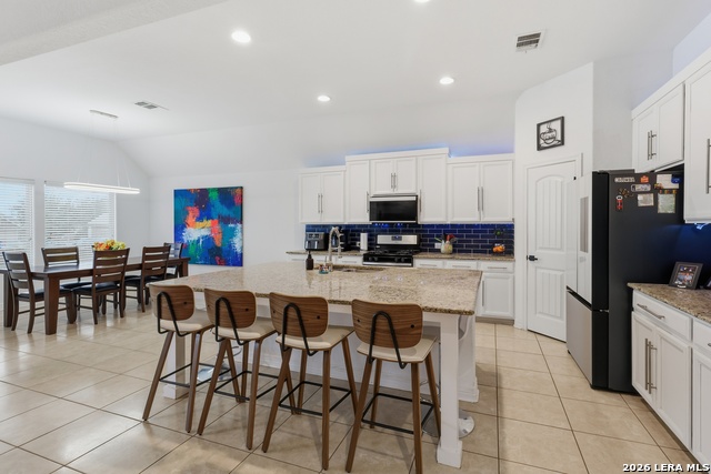 Image 8 of 32 For 9002 Highland Star