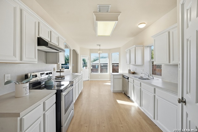 Image 12 of 27 For 1600 Osage  