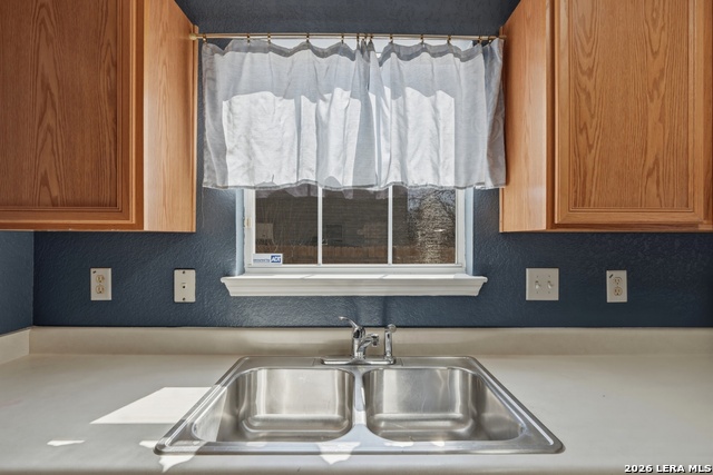 Image 15 of 31 For 7443 Saddle Bend