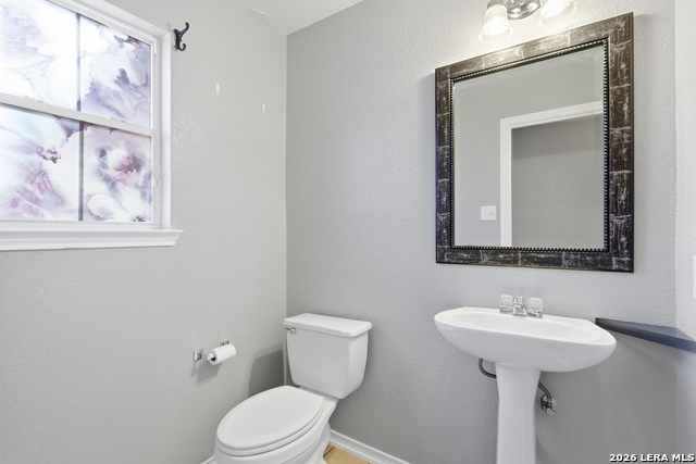 Image 6 of 31 For 7443 Saddle Bend