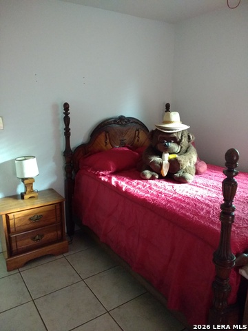 Image 34 of 52 For 137 Bluebonnet N