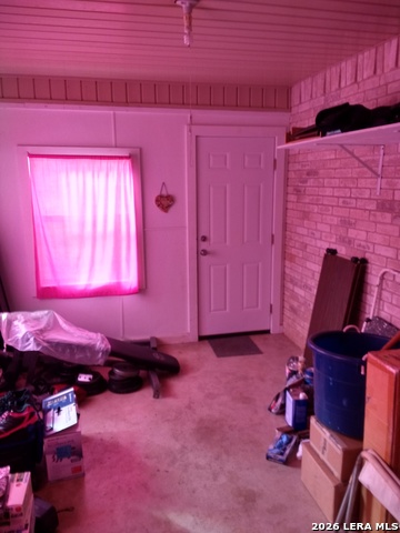 Image 35 of 52 For 137 Bluebonnet N