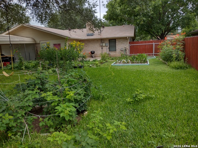 Image 42 of 52 For 137 Bluebonnet N