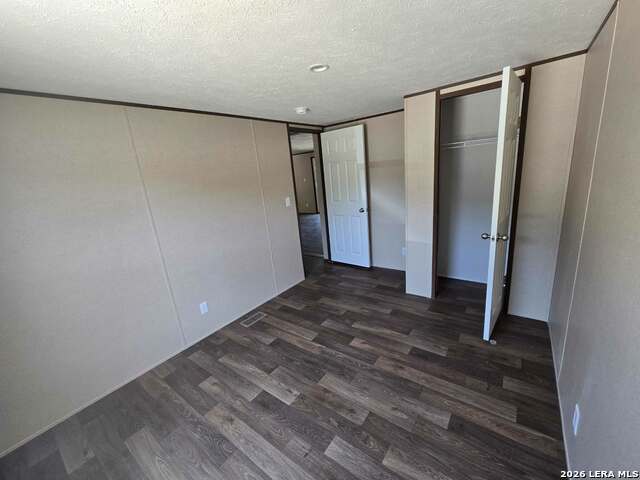 Image 18 of 20 For 269 Clark E