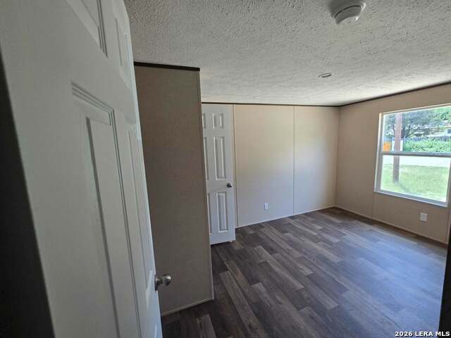 Image 19 of 20 For 269 Clark E