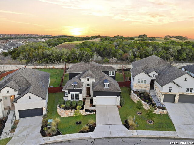 Image 2 of 79 For 4111 Andito  