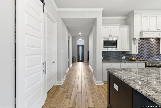 Image 21 of 79 For 4111 Andito  