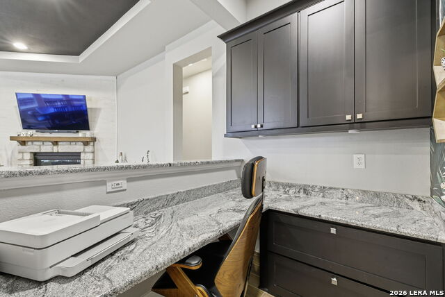 Image 23 of 79 For 4111 Andito  