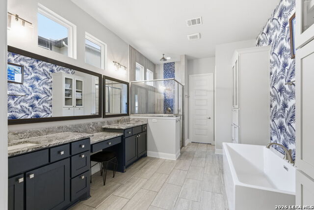 Image 34 of 79 For 4111 Andito  