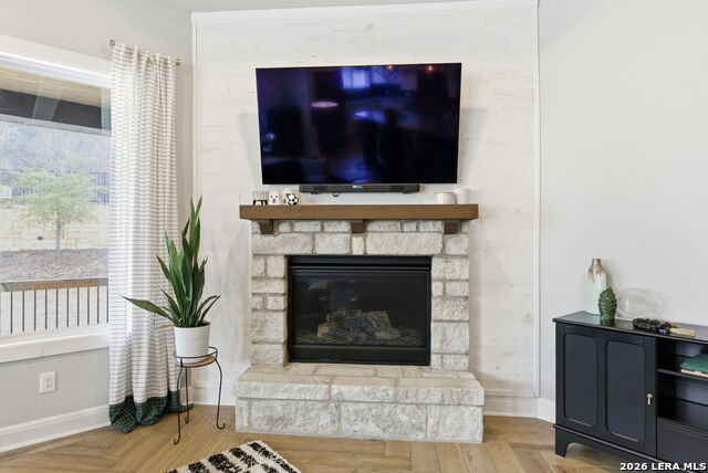 Image 38 of 79 For 4111 Andito  